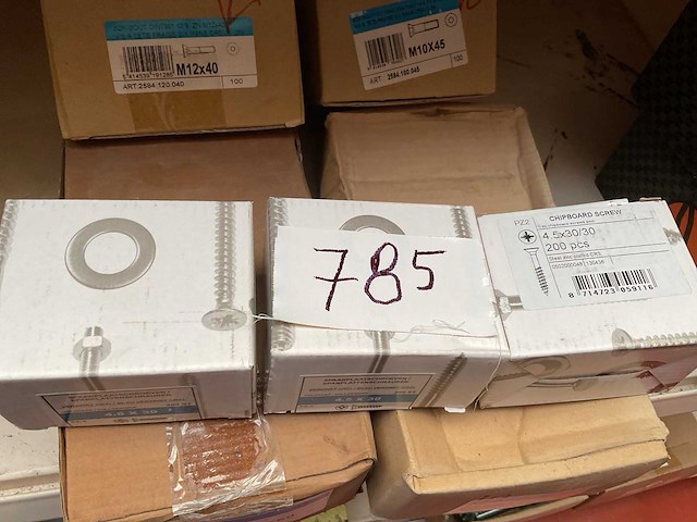 Bouten en houtschroeven - afbeelding 3 van  6