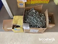 Bouten en moeren - afbeelding 1 van  6