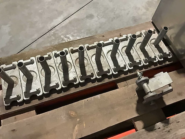 Bouw- en bevestigingsmateriaal voor gietwanden - afbeelding 4 van  4