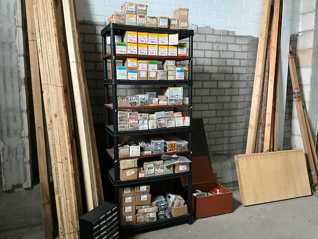 Bouw- en bevestigingsmateriaal - afbeelding 1 van  20