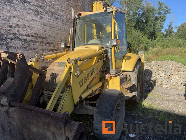 Bouw / civiele techniek komatsu wb - afbeelding 1 van  4