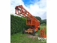 Bouwkraan arcomet t33a met 'city ballast'