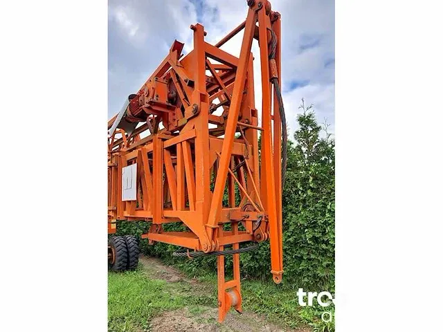 Bouwkraan arcomet t33a met 'city ballast' - afbeelding 12 van  15