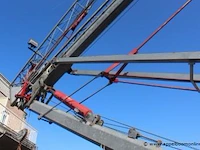 Bouwkraan gru dalbe, type hs293-30m, bj 2006 plus betonsilo 350l en palethaak 2ton - afbeelding 12 van  13