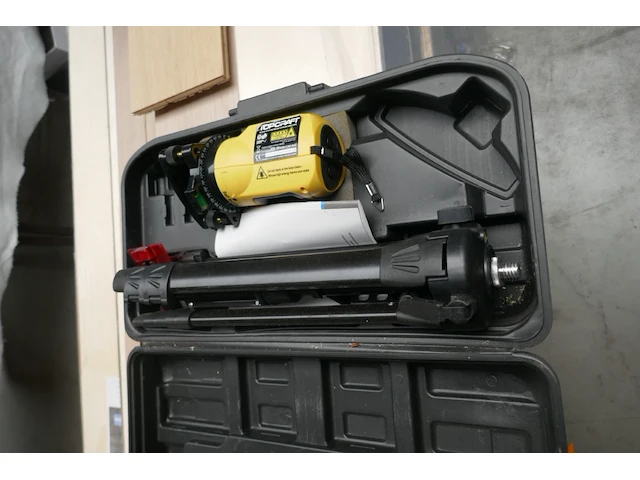 Bouwlaser met statief topcraft - afbeelding 1 van  4