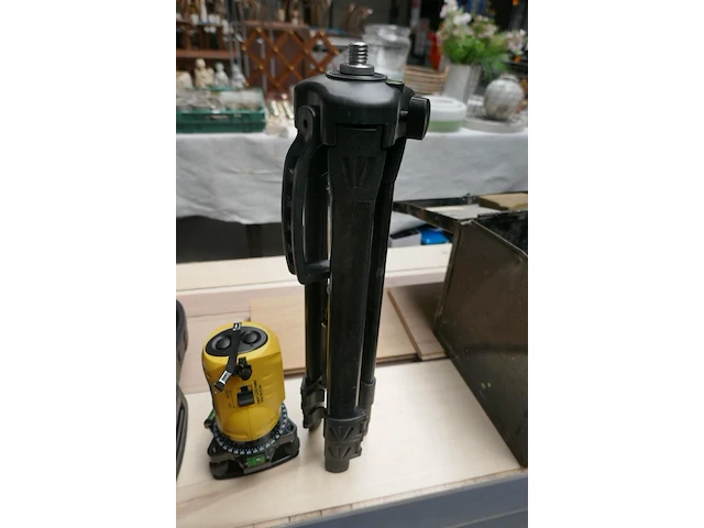 Bouwlaser met statief topcraft - afbeelding 3 van  4