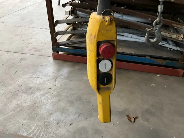 Bouwlier hijslier met portiek max 300 kg - afbeelding 7 van  12