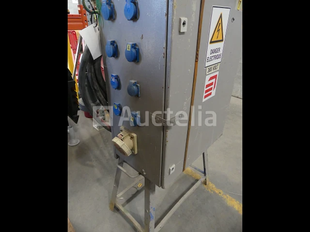 Bouwplaats elektrische kast - afbeelding 5 van  5