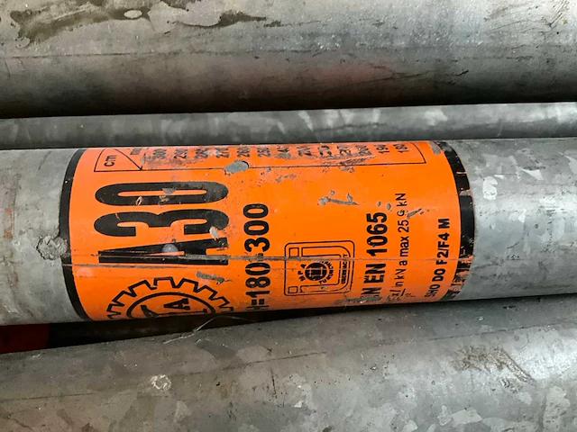 Bouwschoren - bouwstippen h180-300 cm ca. 56 stuks - afbeelding 8 van  8