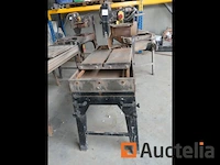 Bouwzaag op tafel onbekende merk en model - afbeelding 6 van  6