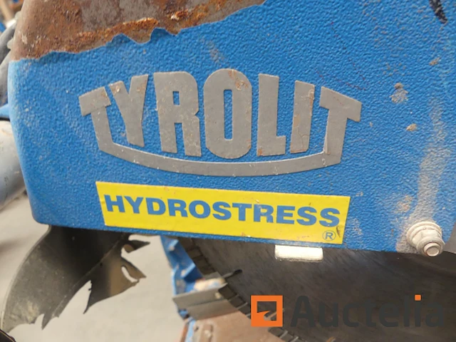 Bouwzaag op tafel tyrolit hydrostress - afbeelding 2 van  8