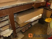 Bovenblad voor bloemsierkunst en de inhoud, compost, steekwagen,... - afbeelding 5 van  9
