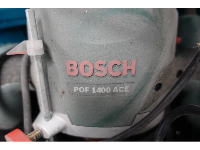 Bovenfrees bosch + accu schieter makita - afbeelding 5 van  5