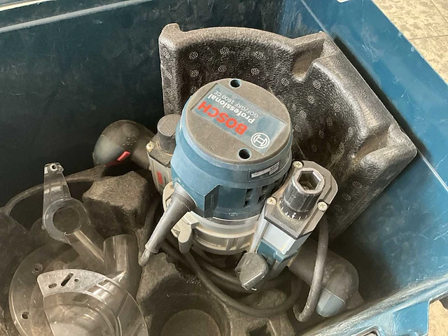 Bovenfrees bosch gmf 1600ce - afbeelding 1 van  6