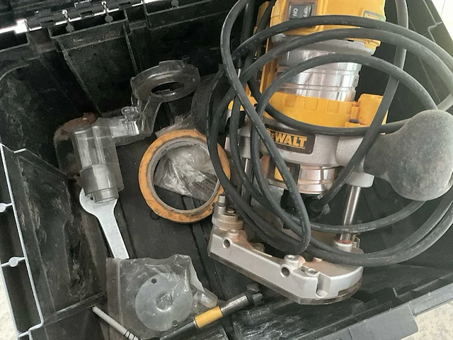 Bovenfrees dewalt d26203 - afbeelding 2 van  4