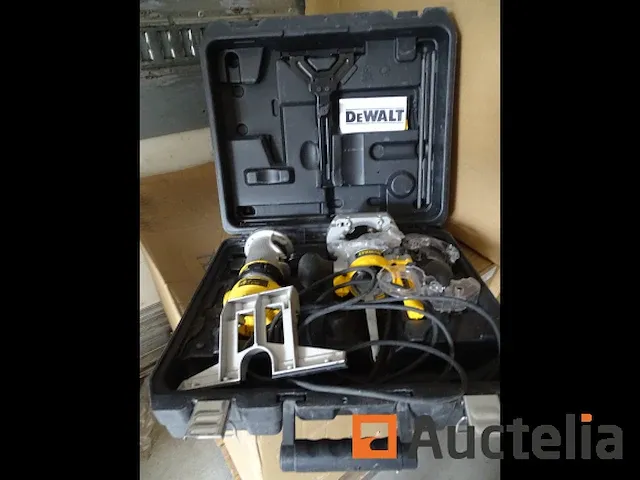 Bovenfrees dewalt d26204 q5 type 1 in zijn doos - afbeelding 6 van  6