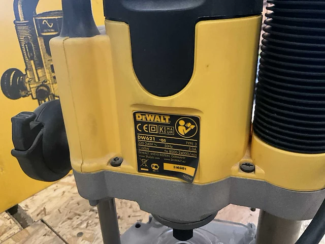 Bovenfrees dewalt dw621k - afbeelding 4 van  5