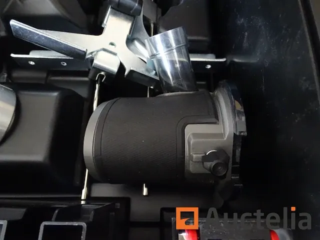 Bovenfrees milwaukee m18 ftr in zijn systainer - afbeelding 7 van  8