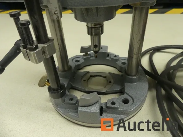 Bovenfrees scheer hm6 - afbeelding 13 van  14