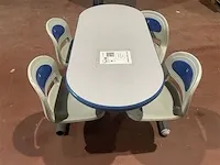 Bowlingtafel met 4 draaistoelen - afbeelding 2 van  5