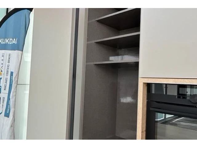 Box 1: showroomkeuken design frontlam - afbeelding 8 van  53