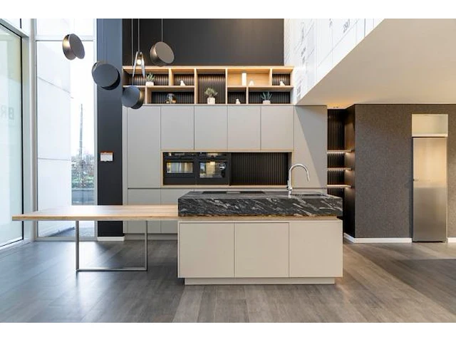 Box 1: showroomkeuken design frontlam - afbeelding 33 van  53