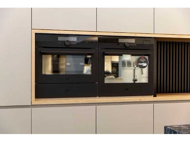 Box 1: showroomkeuken design frontlam - afbeelding 36 van  53