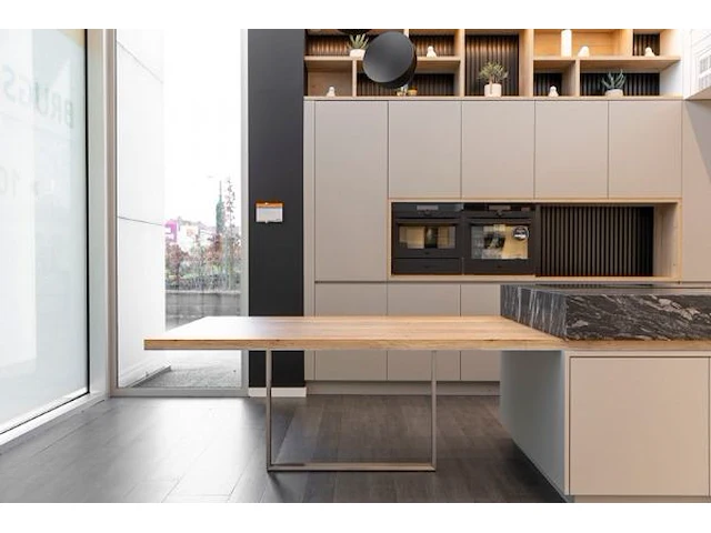 Box 1: showroomkeuken design frontlam - afbeelding 47 van  53