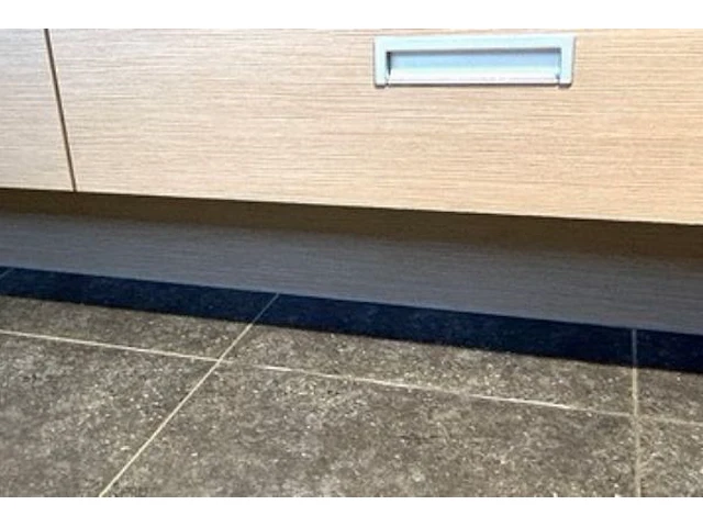 Box 12: badkamermeubel - afbeelding 2 van  13
