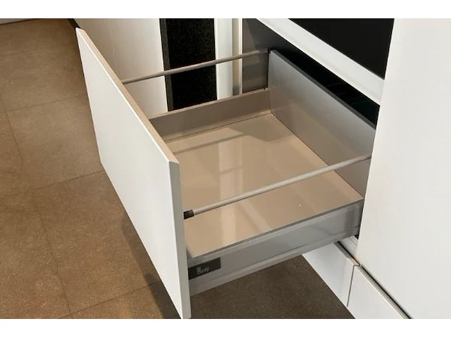 Box 35: keuken laos - afbeelding 17 van  37