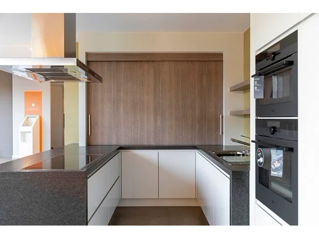 Box 35: keuken laos - afbeelding 21 van  37