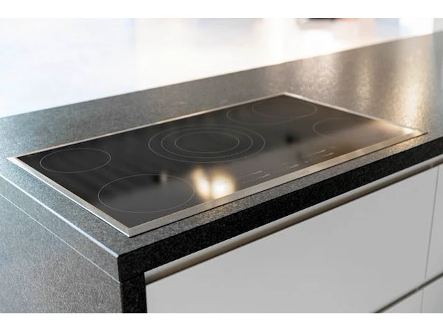 Box 35: keuken laos - afbeelding 24 van  37