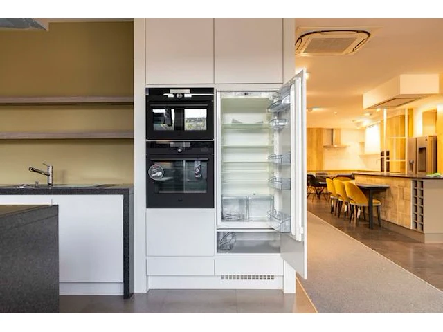 Box 35: keuken laos - afbeelding 28 van  37