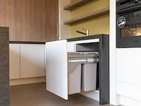 Box 35: keuken laos - afbeelding 30 van  37