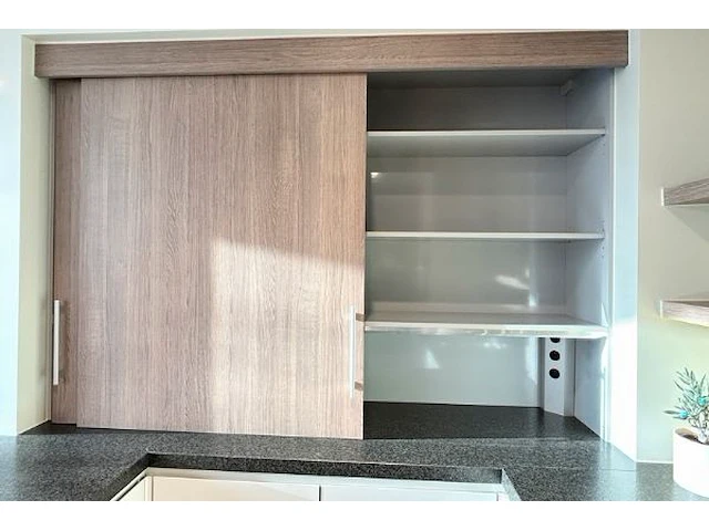 Box 35: keuken laos - afbeelding 33 van  37