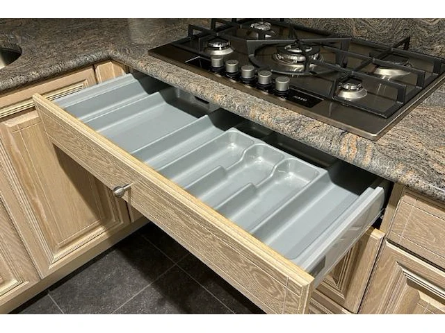 Box 39: keuken bali - afbeelding 17 van  38