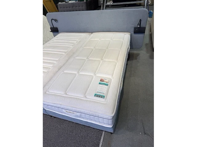 Boxspring blue 180x200 - afbeelding 1 van  1
