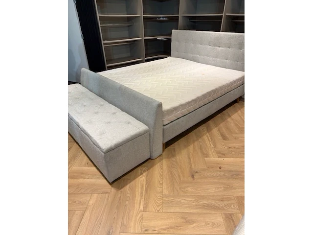 Boxspring comfort 180x200 - afbeelding 1 van  1