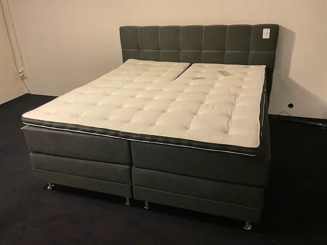Boxspring - afbeelding 2 van  6