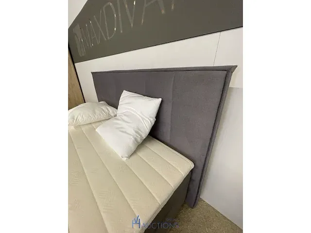 Boxspring - afbeelding 3 van  4