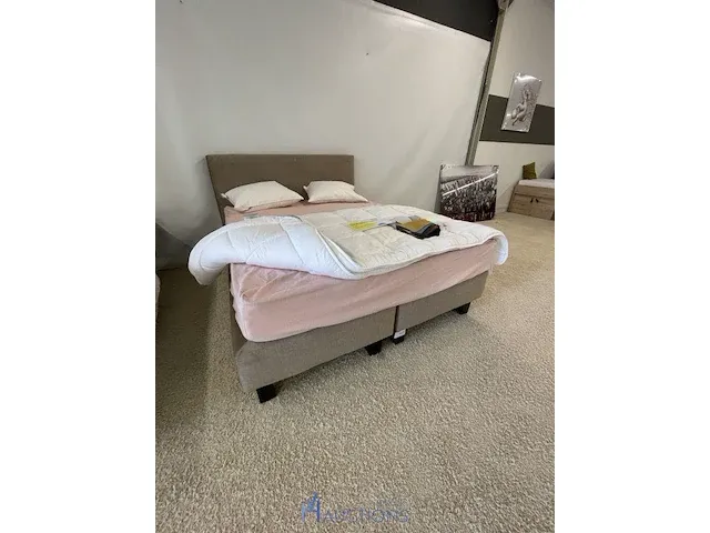 Boxspring - afbeelding 3 van  4