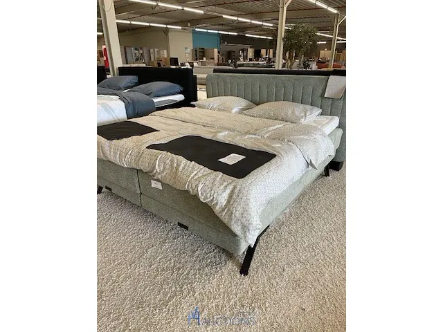 Boxspring - afbeelding 1 van  4