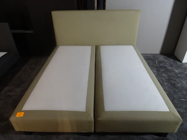 Boxspring - afbeelding 1 van  2