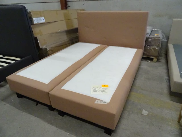 Boxspring - afbeelding 1 van  3