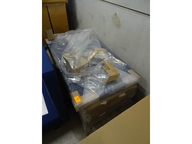 Boxspring - afbeelding 4 van  4