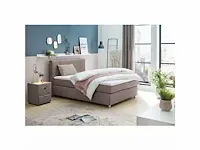 Boxspringbed met veermatras + matrastopper - afbeelding 1 van  9