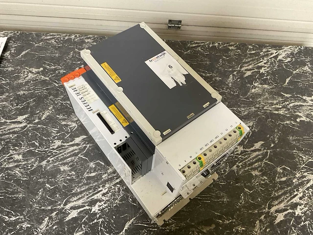 Br automation acopos 1640 servo drive - afbeelding 2 van  4