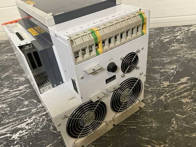 Br automation acopos 1640 servo drive - afbeelding 3 van  4
