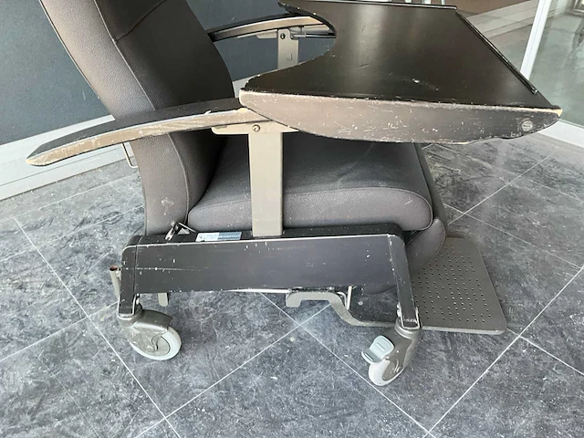 Braekevelt mobiele ziekenhuisstoelen (4x) - afbeelding 2 van  7