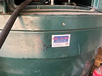 Brandstof tank met slang en pistool - afbeelding 2 van  10